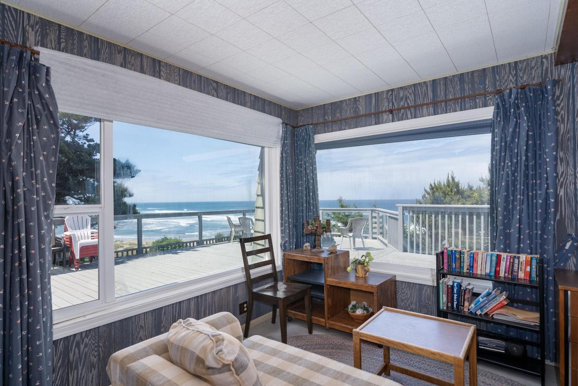 Villa Ebbing House à Lincoln City Extérieur photo